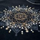 Bild von Shirt 3/4 Arm - Flower of Harmony in Schwarz von The Spirit of OM