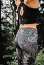 Bild von Yoga Leggings Maui in black/nature von The Spirit of OM