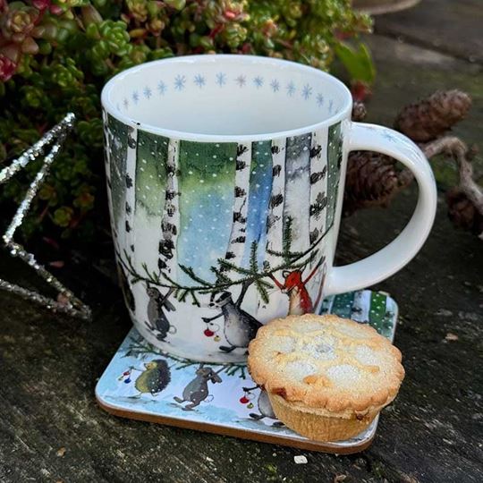 Bild von FESTIVE FOREST CHRISTMAS MUG