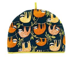 Bild von Hanging Around Tea Cosy - Ulster Weavers