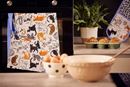 Bild von Feline Friends Oilcloth Apron - Ulster Weavers