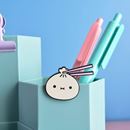 Bild von Noodoll Enamel Pin Ricebao Chopstick , VE-6